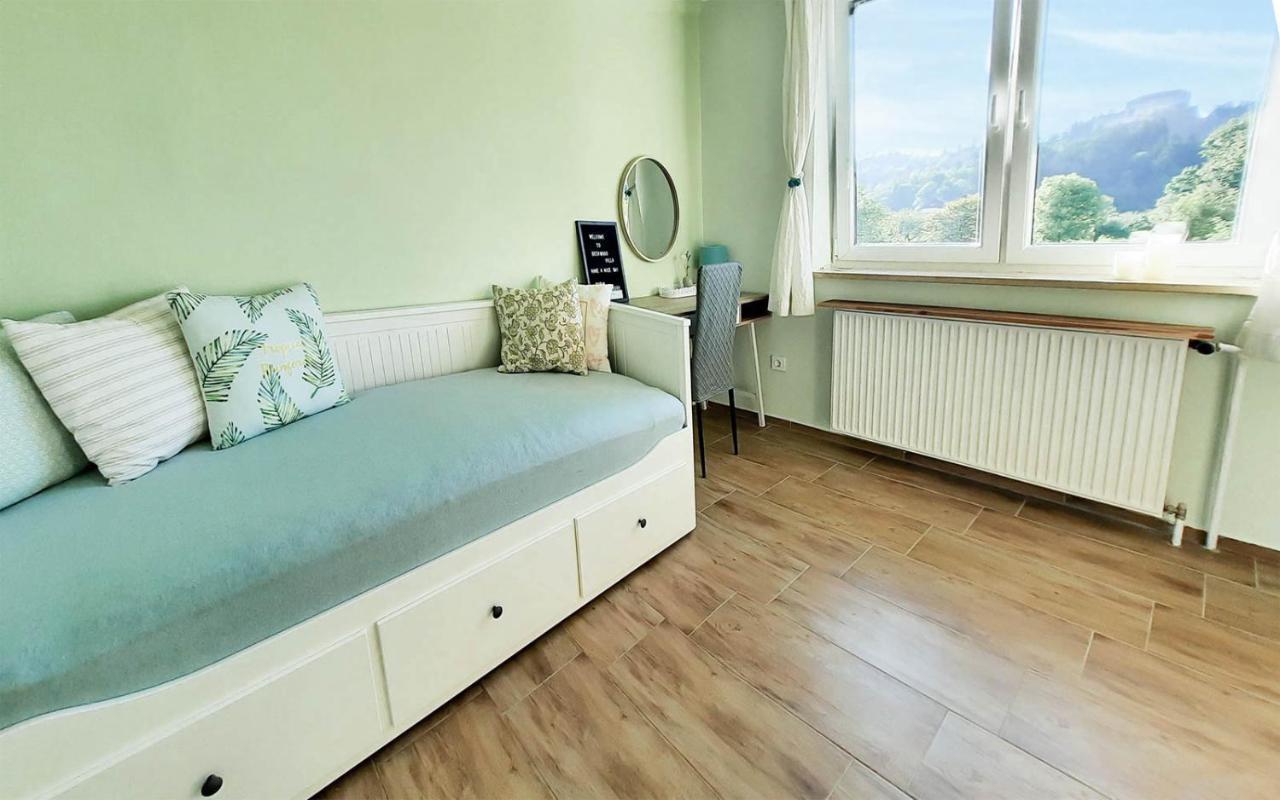Deerwood Villa-Modern Cozy Apartment With Castle View Μπλεντ Εξωτερικό φωτογραφία
